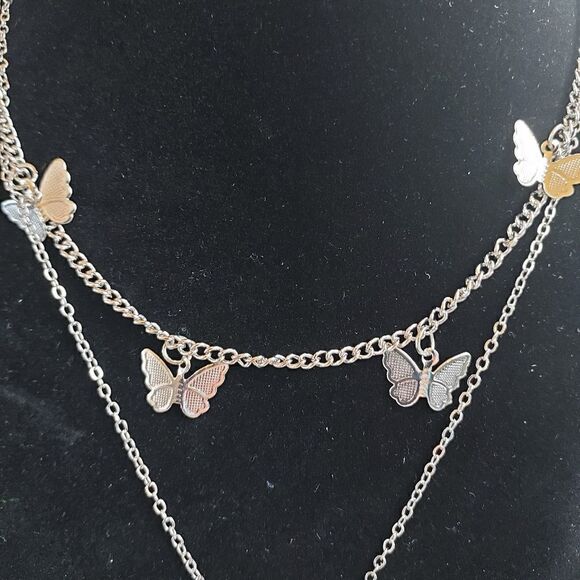 SILVER LAYERED BUTTERFLY NECKLACE  - Picture 8 of 11